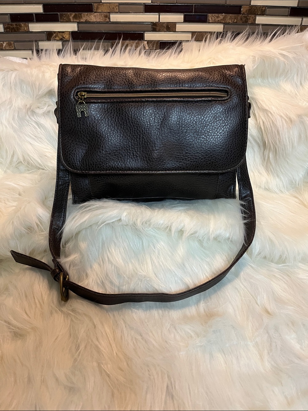 Relic Dark Brown Leather Pocket Crossbody